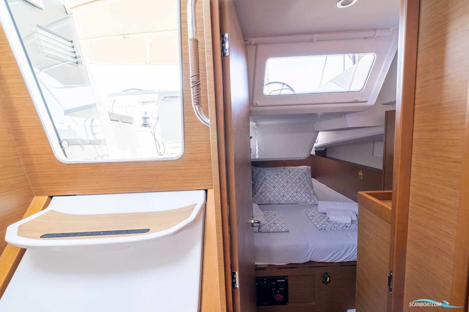 Jeanneau Sun Odyssey 380