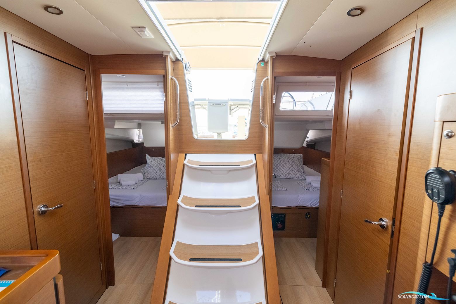Jeanneau Sun Odyssey 380