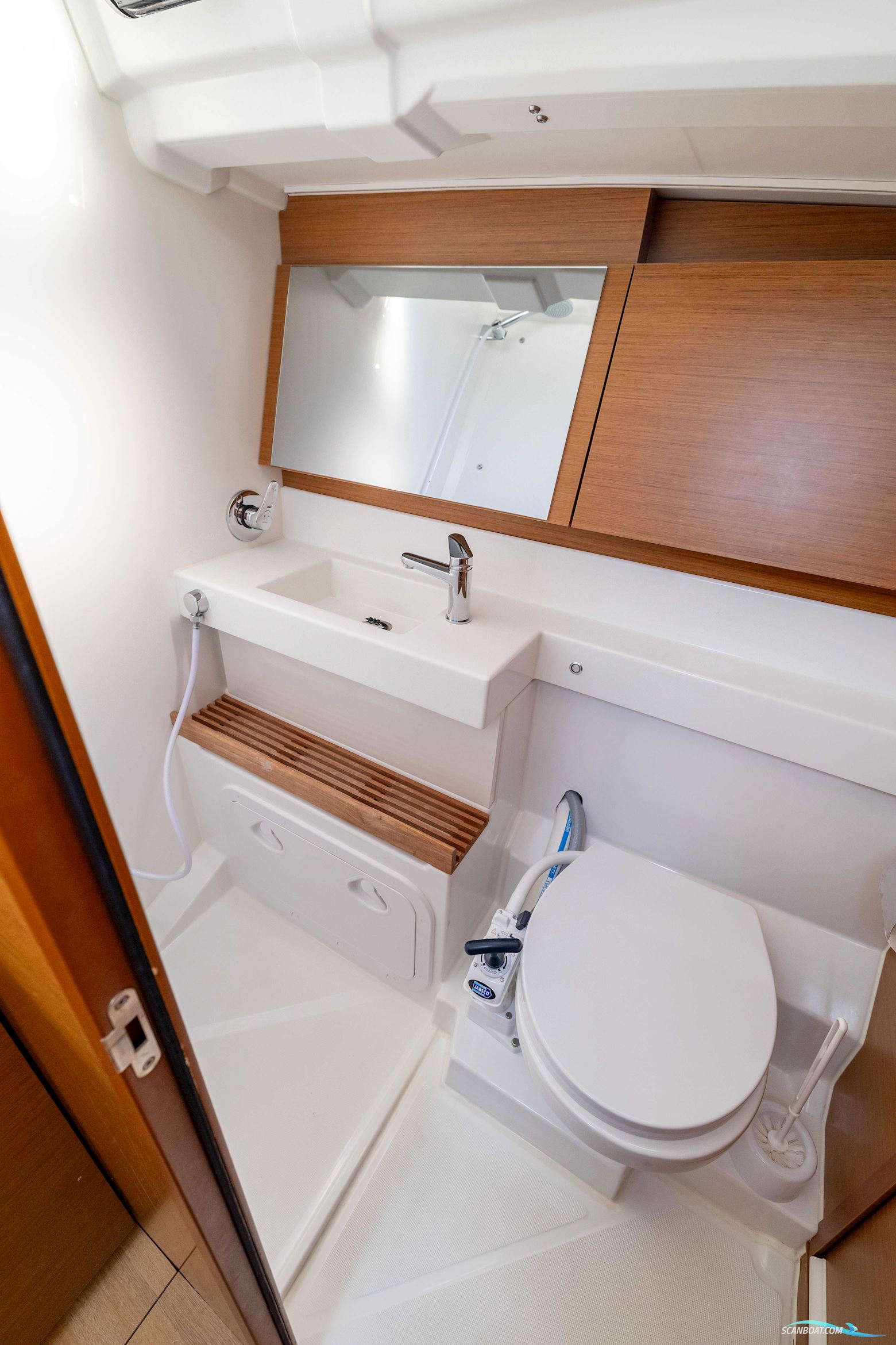 Jeanneau Sun Odyssey 380