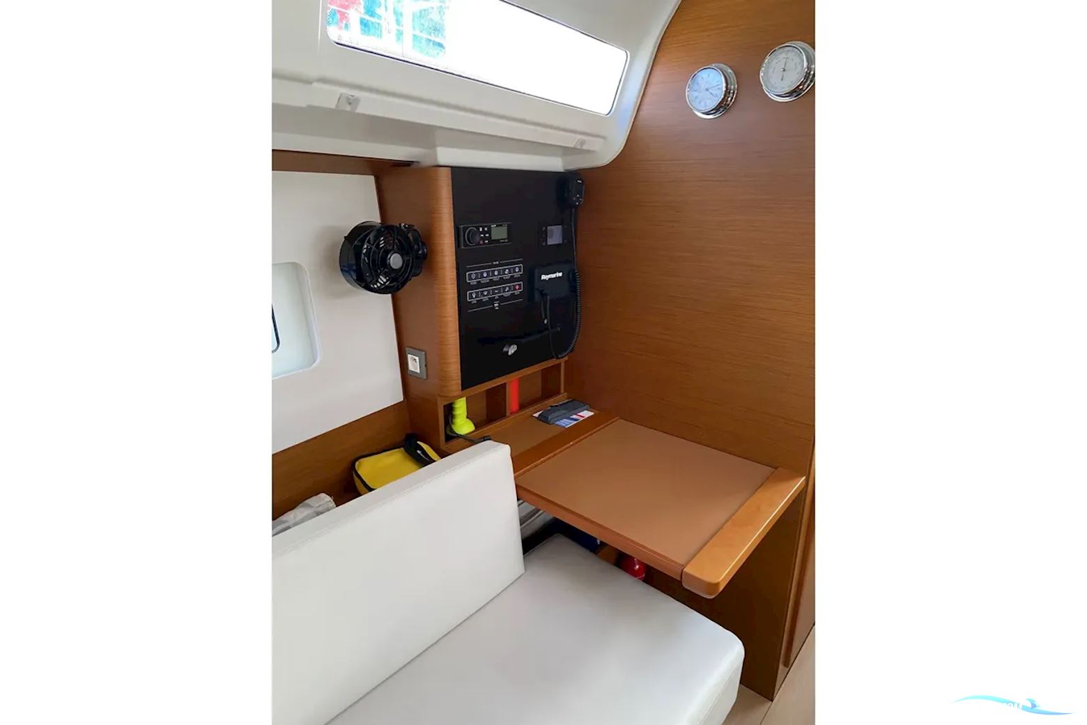 Jeanneau Sun Odyssey 380
