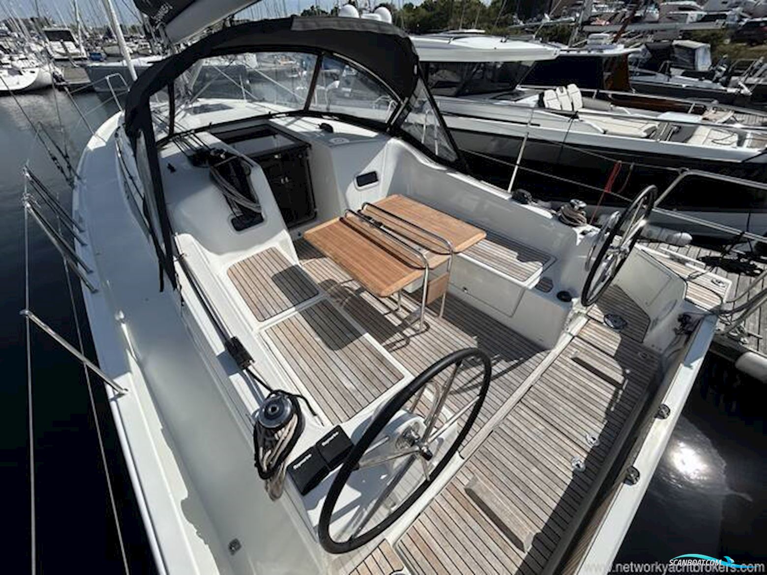 Jeanneau Sun Odyssey 380