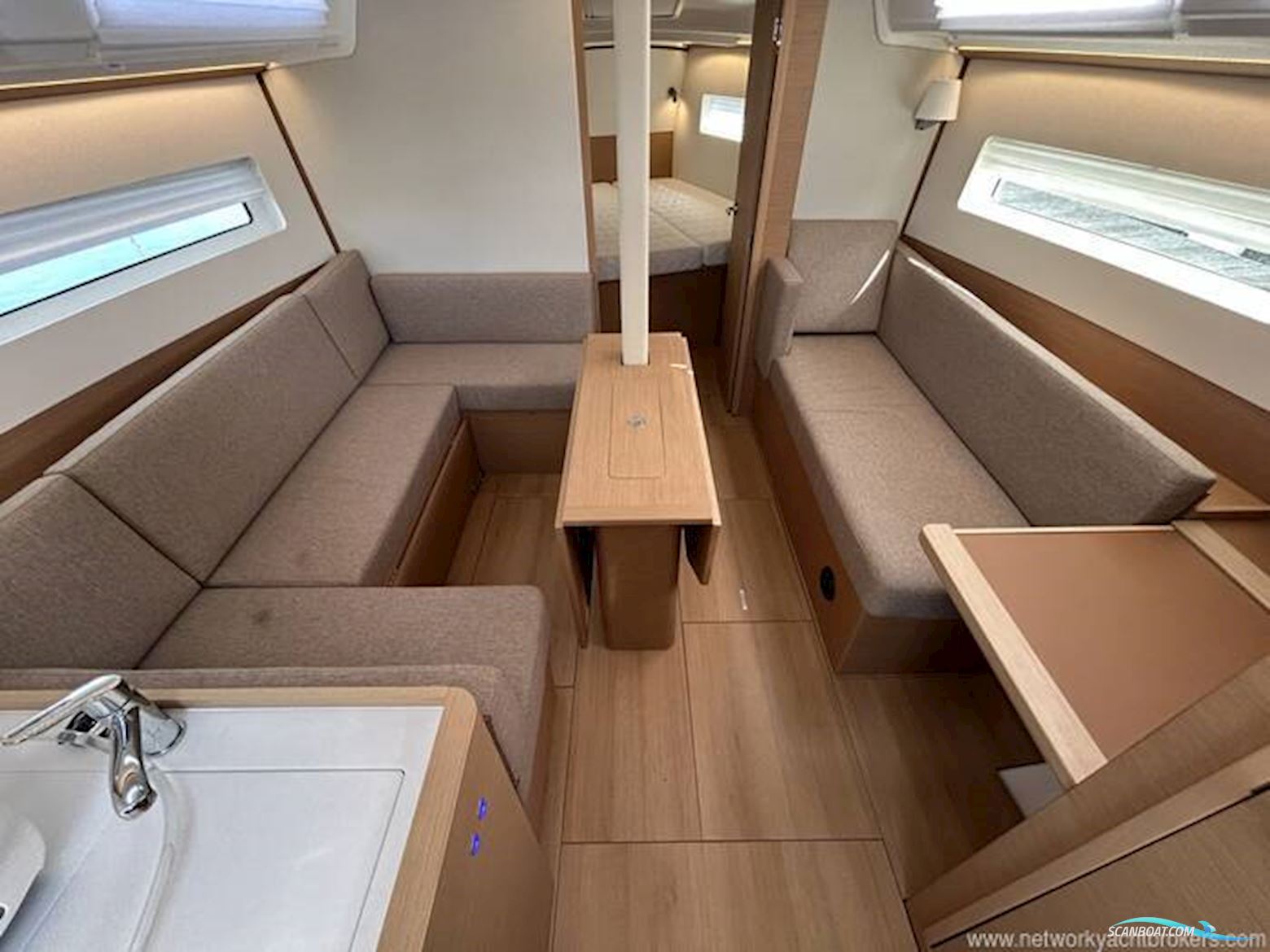 Jeanneau Sun Odyssey 380