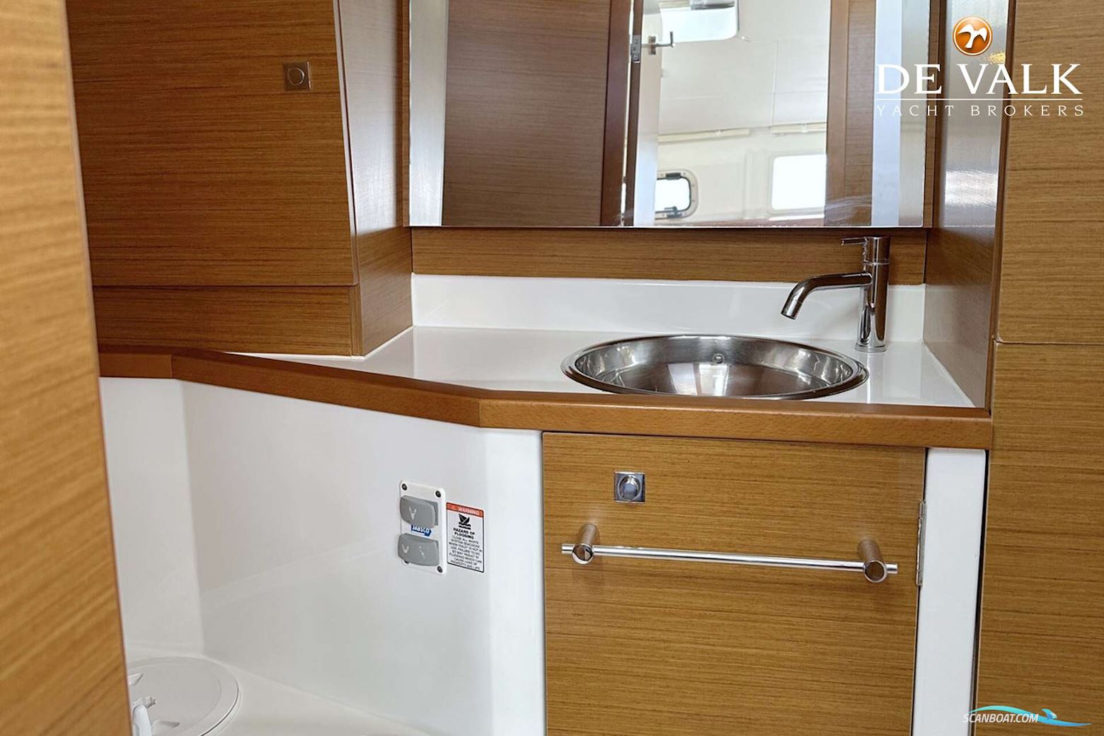 Jeanneau Sun Odyssey 389