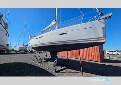 Jeanneau Sun Odyssey 409 Sailingboat 2012, with Yanmar engine, France