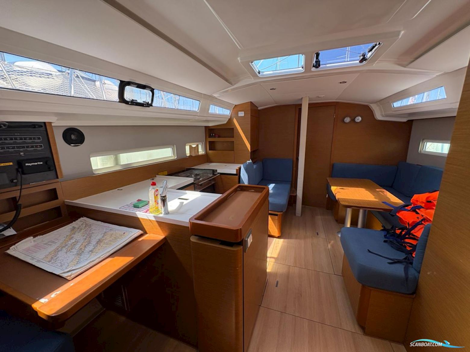 Jeanneau Sun Odyssey 410