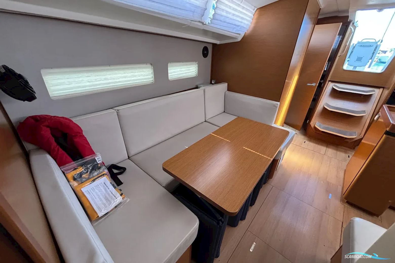 Jeanneau Sun Odyssey 410
