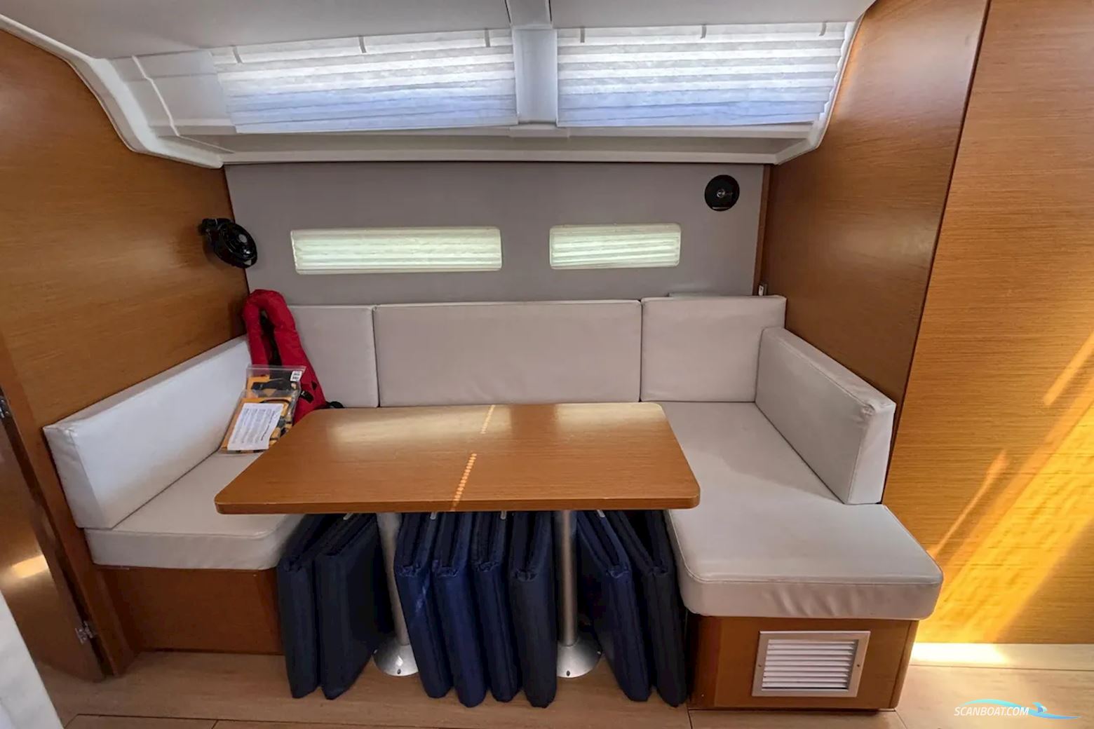 Jeanneau Sun Odyssey 410