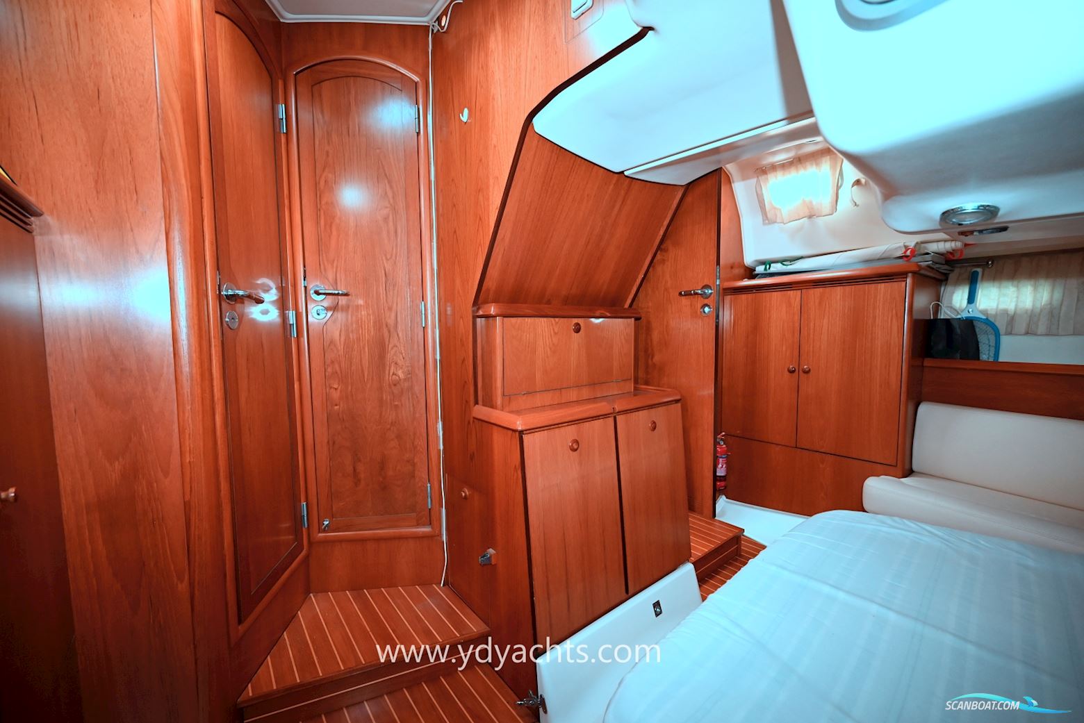 Jeanneau Sun Odyssey 43 DS Legende