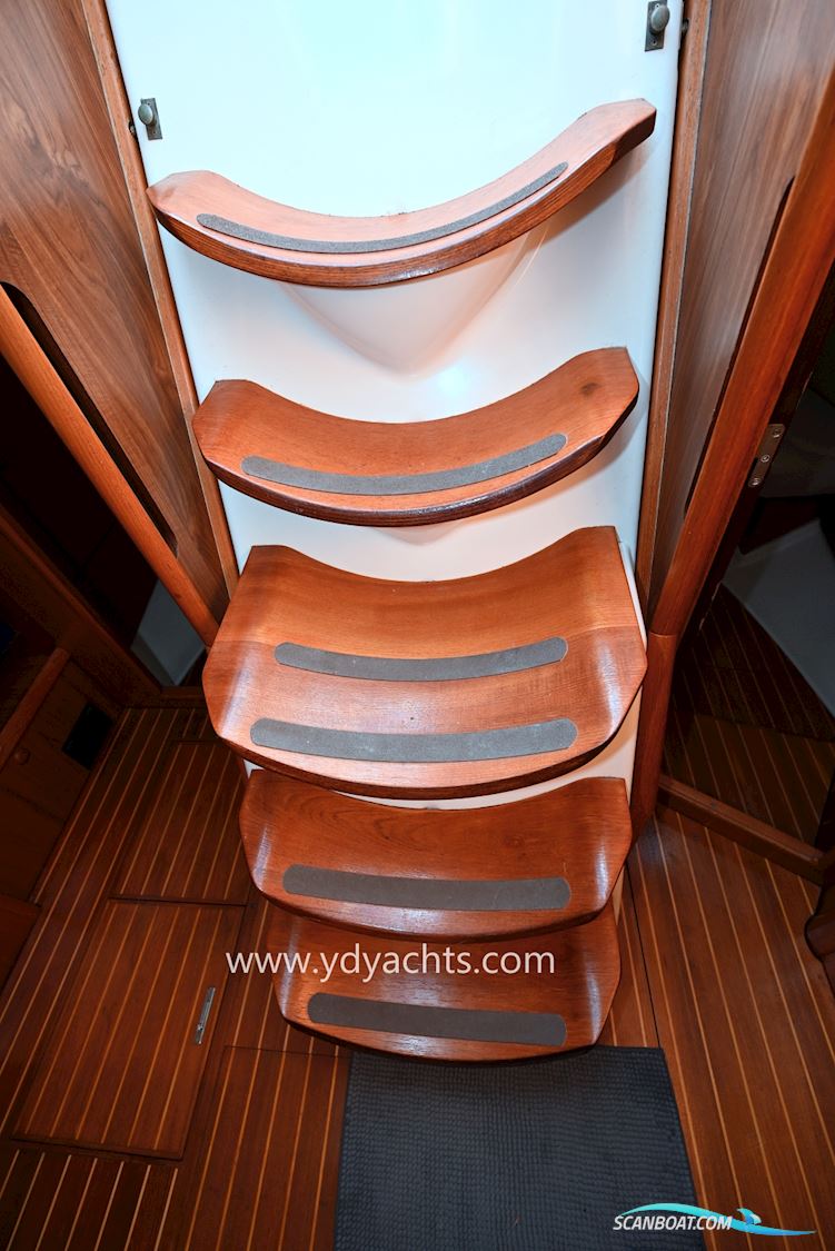 Jeanneau Sun Odyssey 43 DS Legende