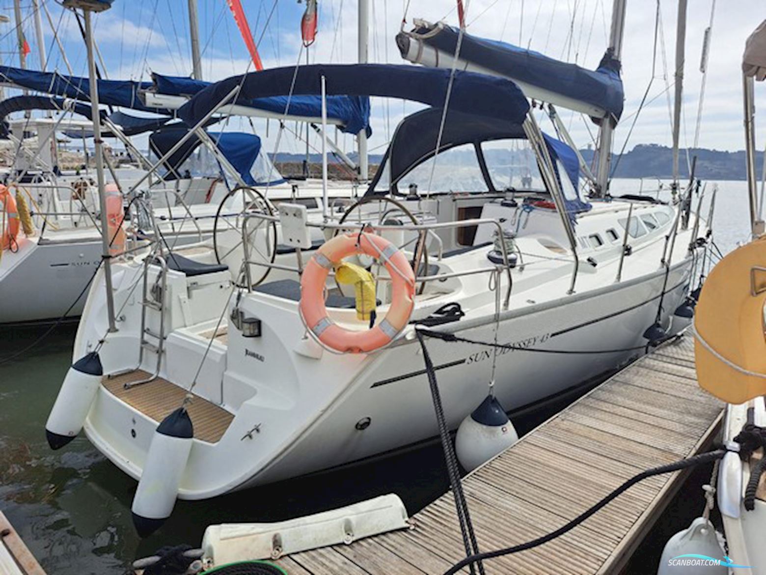 Jeanneau Sun Odyssey 43