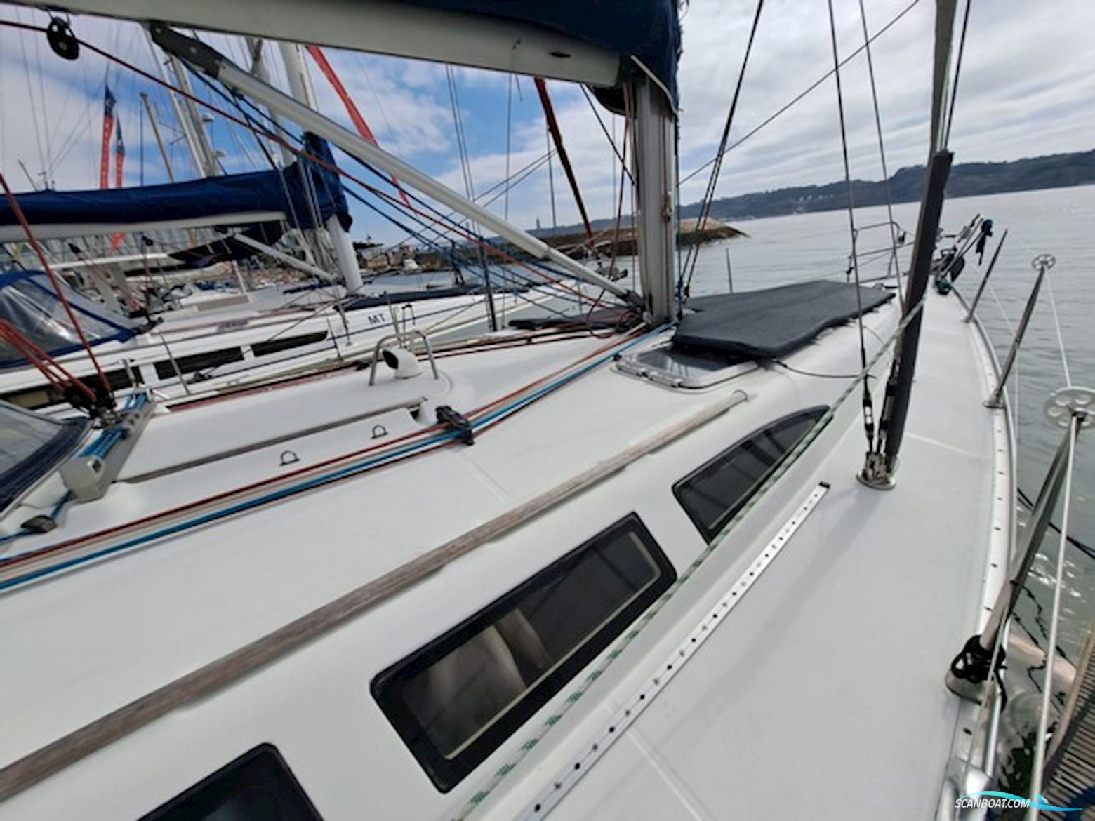 Jeanneau Sun Odyssey 43
