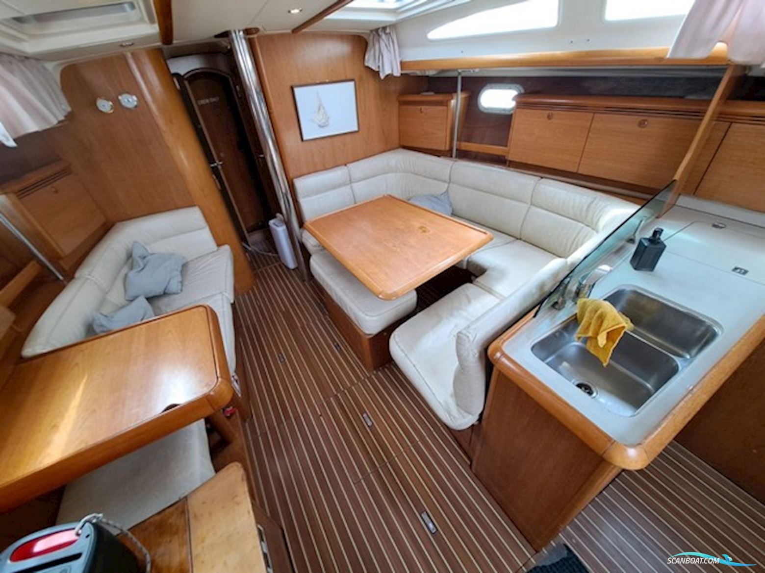 Jeanneau Sun Odyssey 43