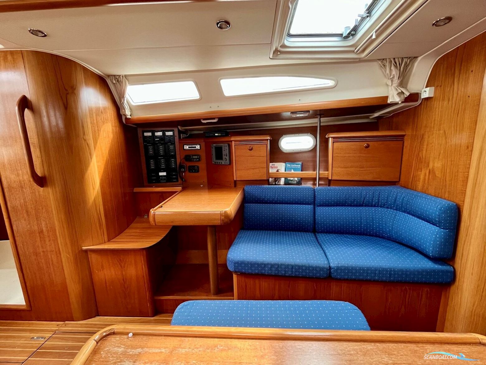 Jeanneau Sun Odyssey 43