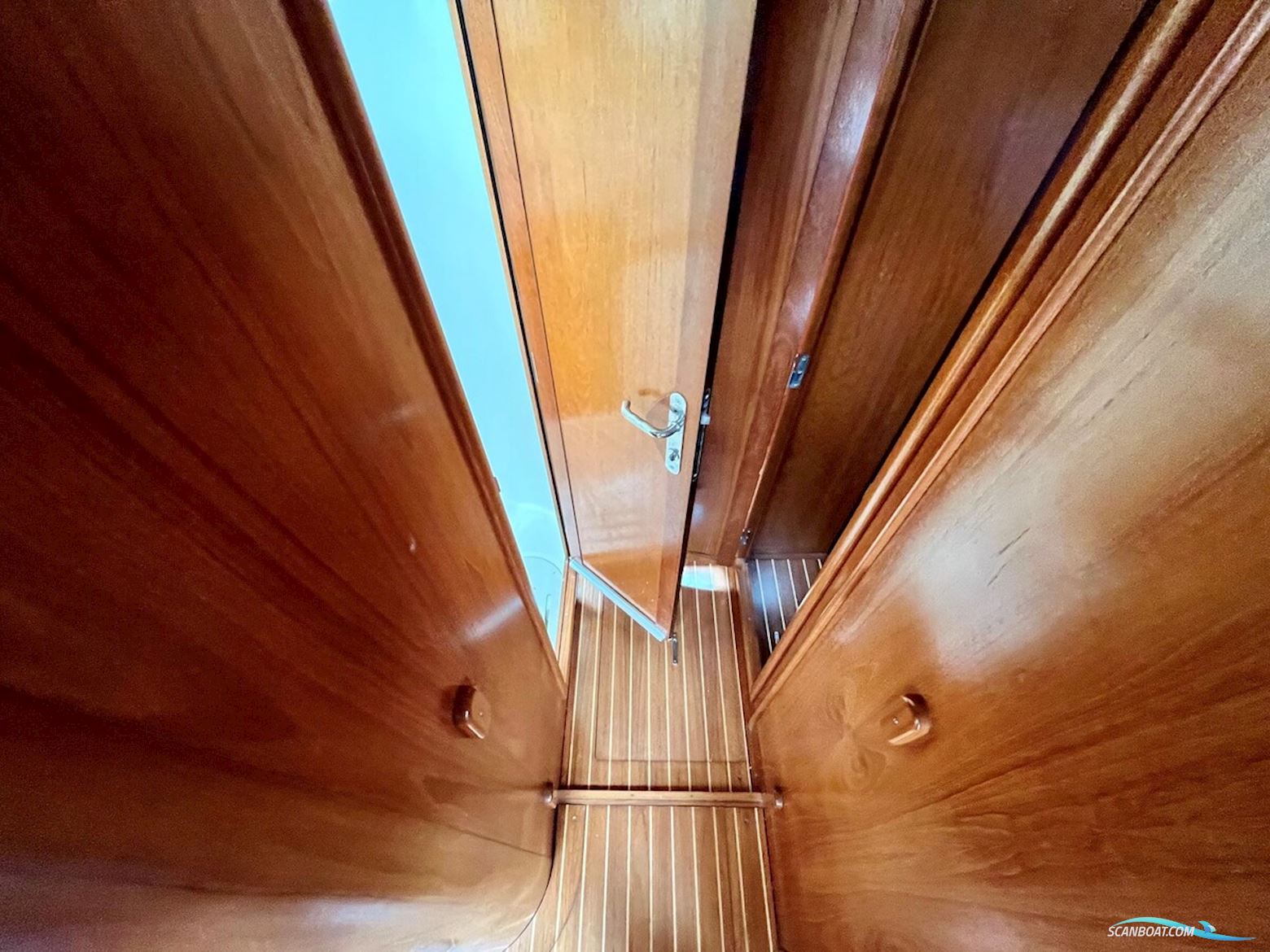 Jeanneau Sun Odyssey 43
