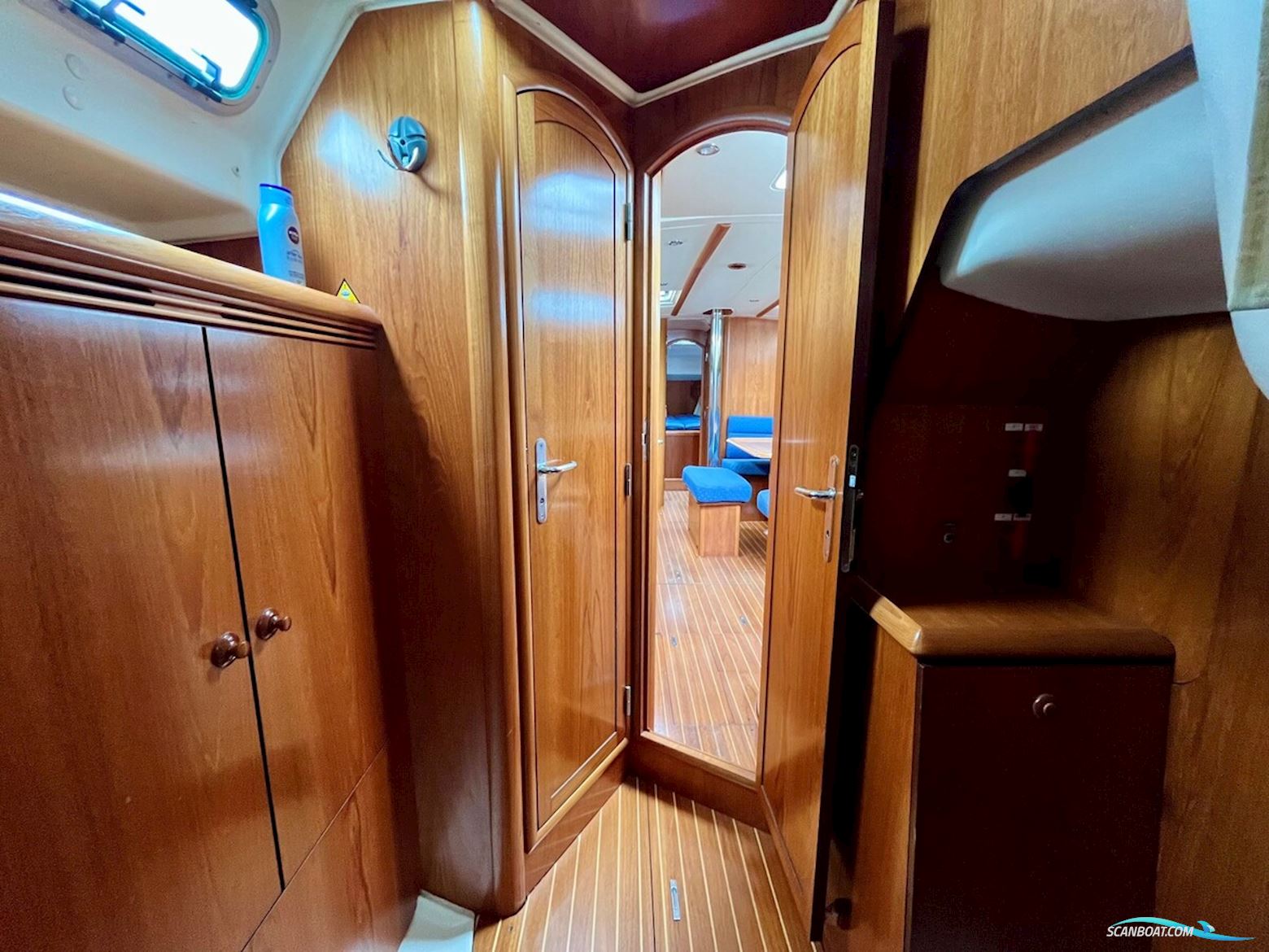Jeanneau Sun Odyssey 43