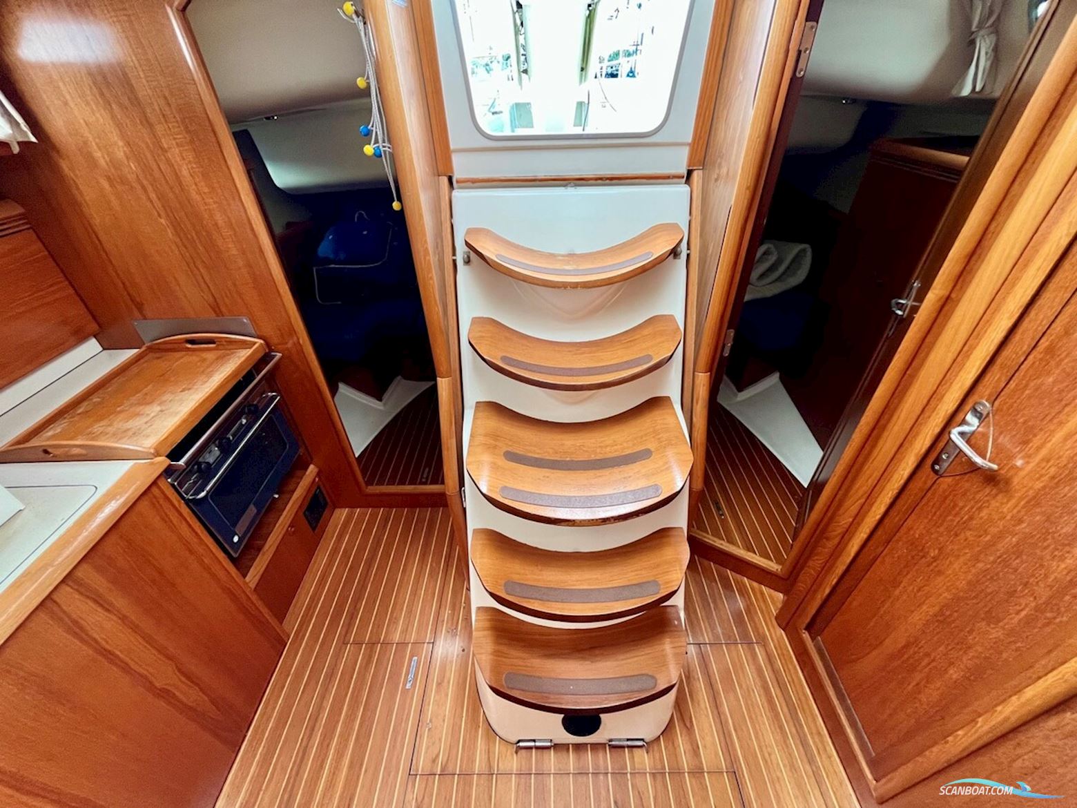 Jeanneau Sun Odyssey 43