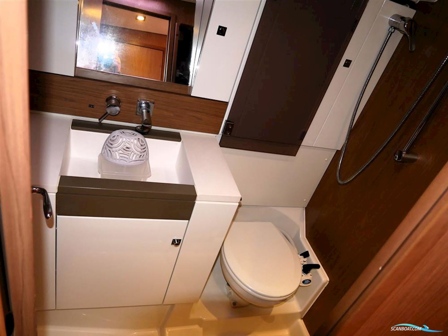 Jeanneau Sun Odyssey 44DS
