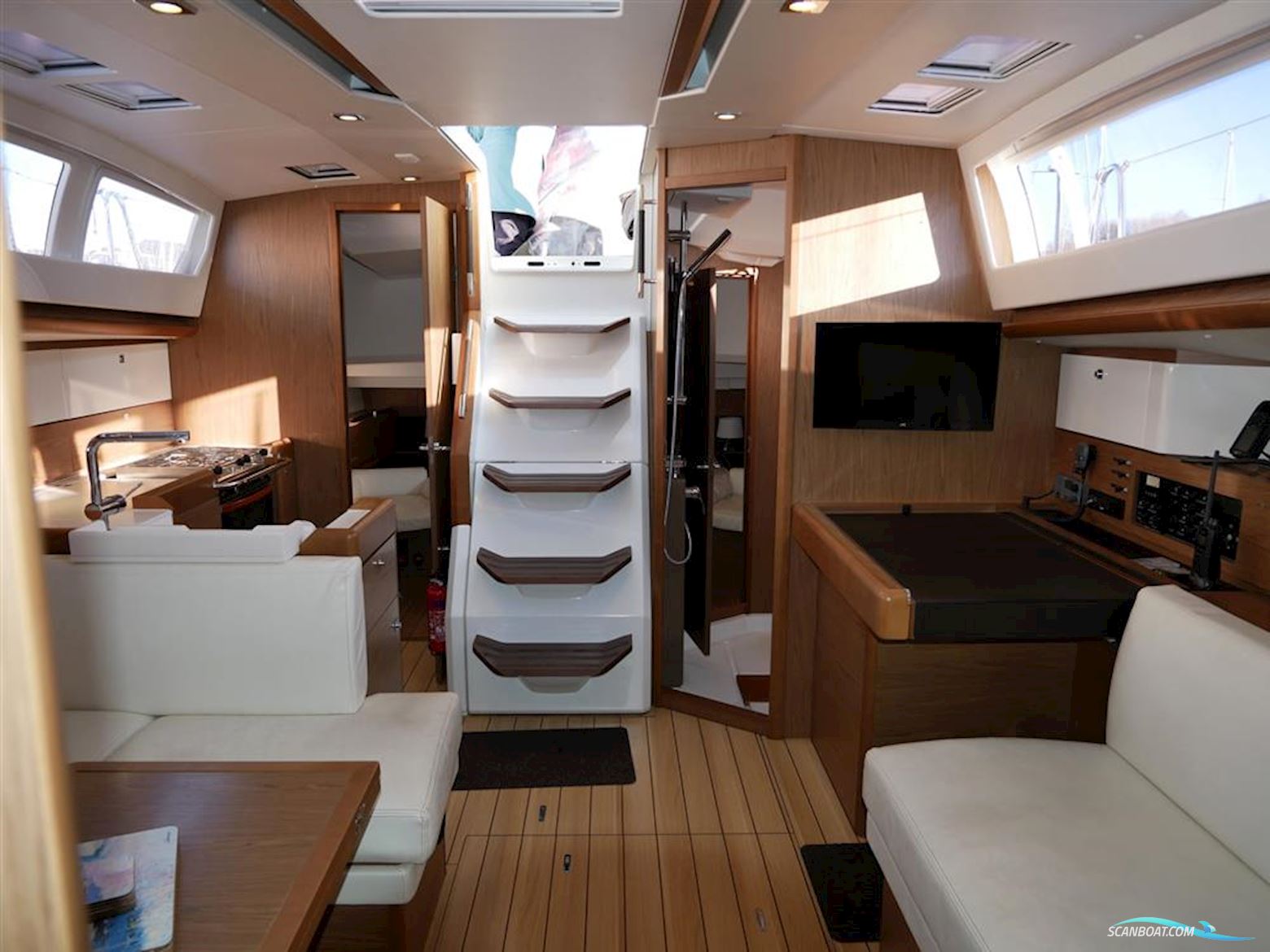 Jeanneau Sun Odyssey 44DS
