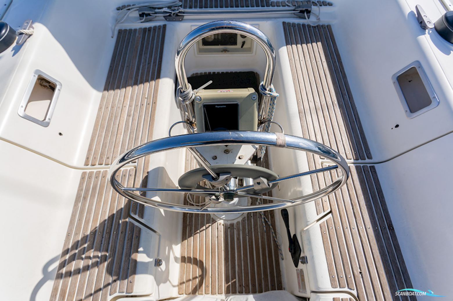Jeanneau Sunshine 38 centerboard