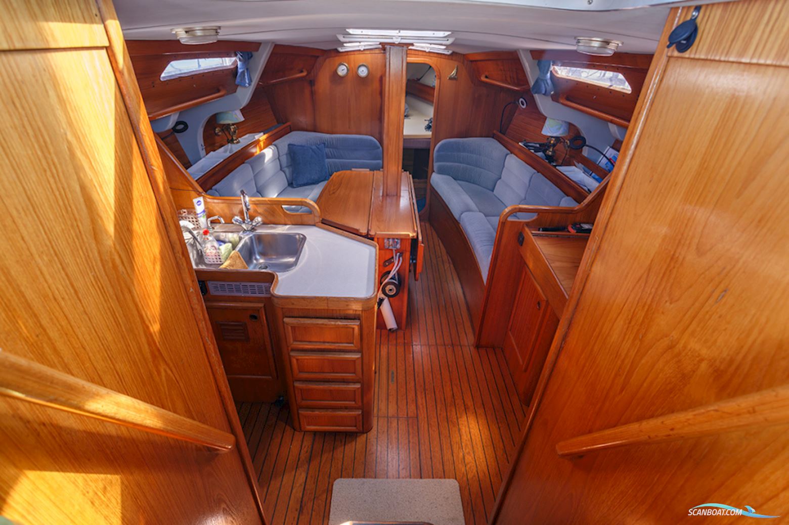 Jeanneau Sunshine 38 centerboard