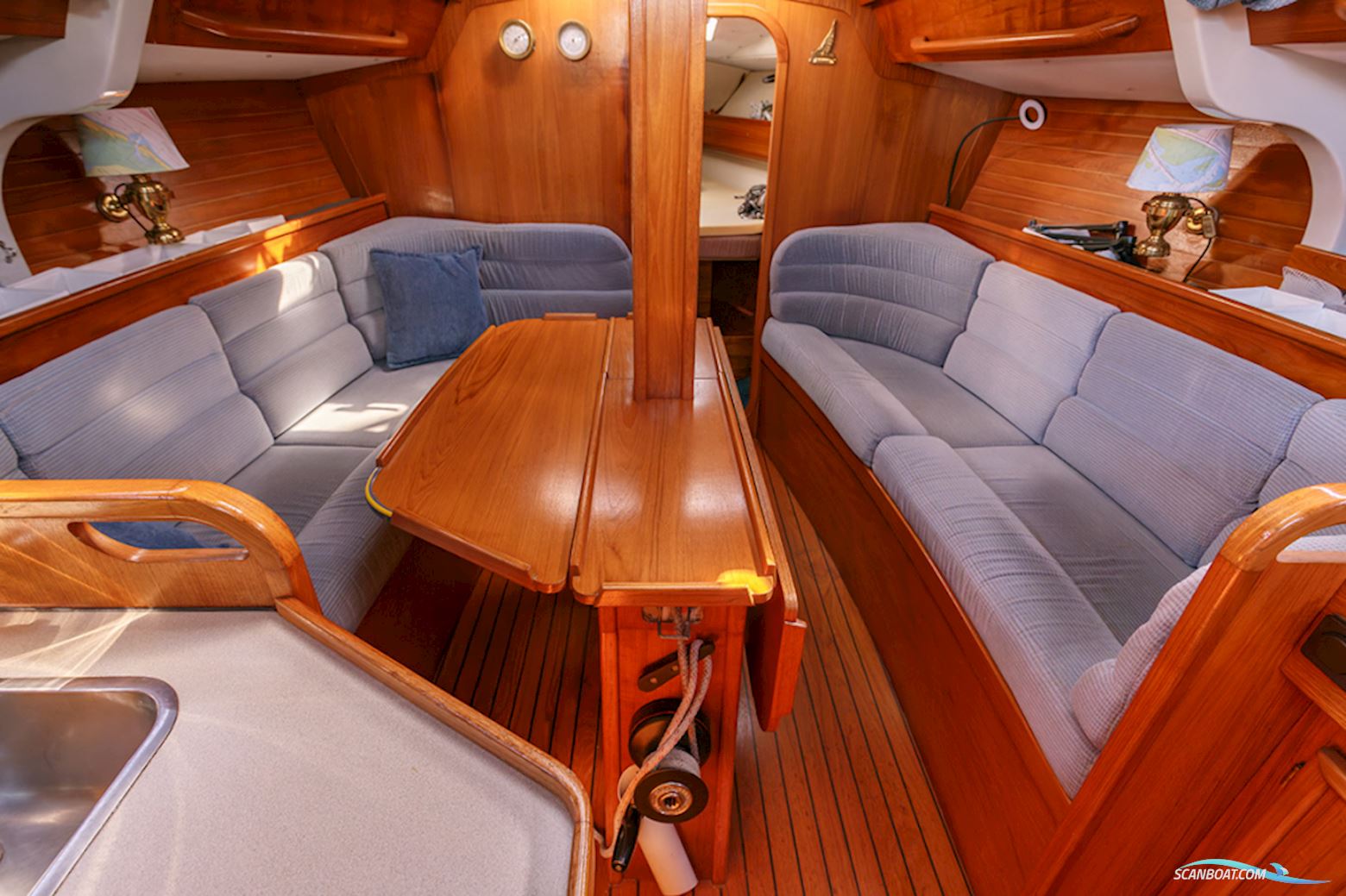Jeanneau Sunshine 38 centerboard