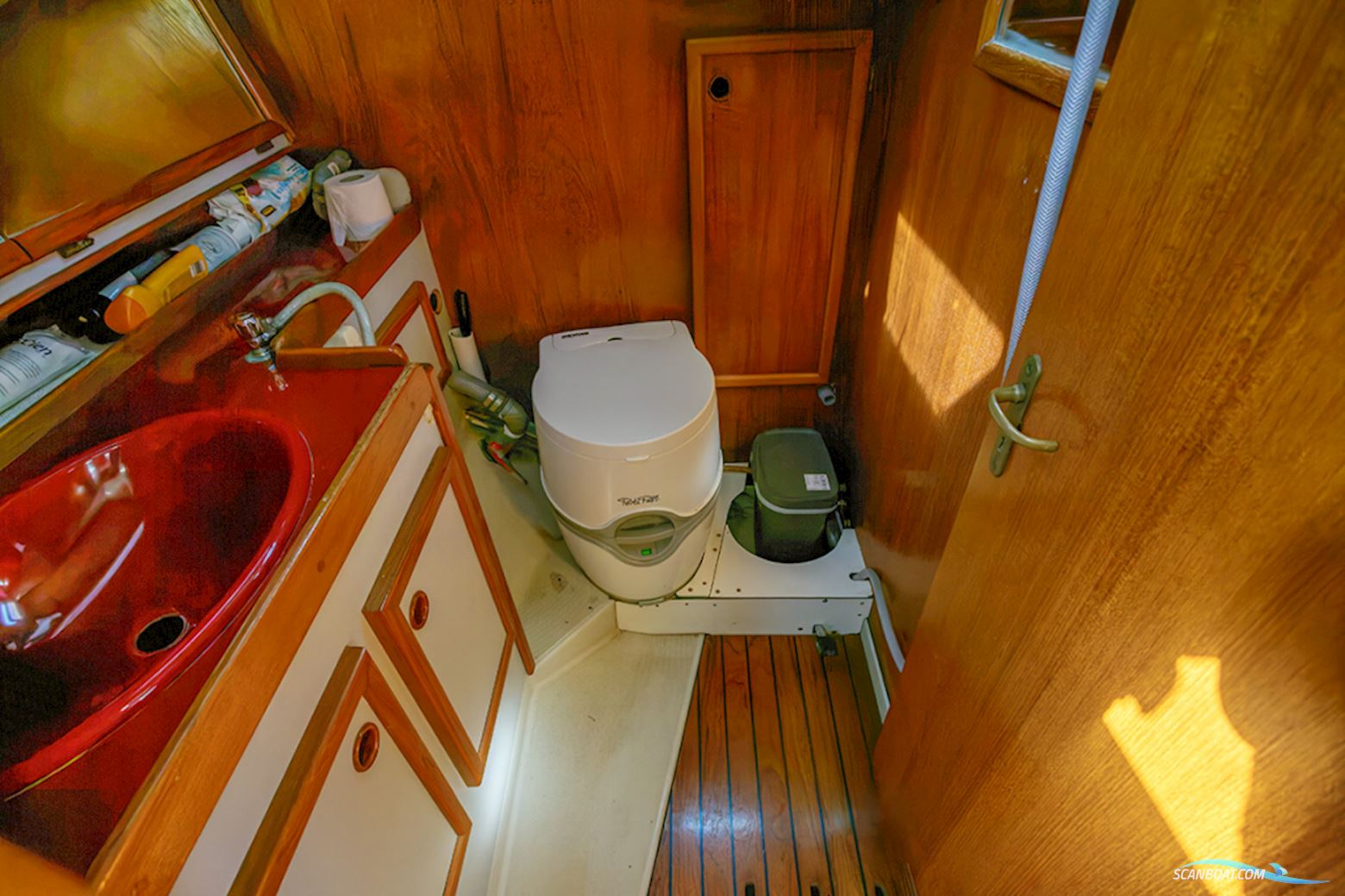 Jeanneau Sunshine 38 centerboard