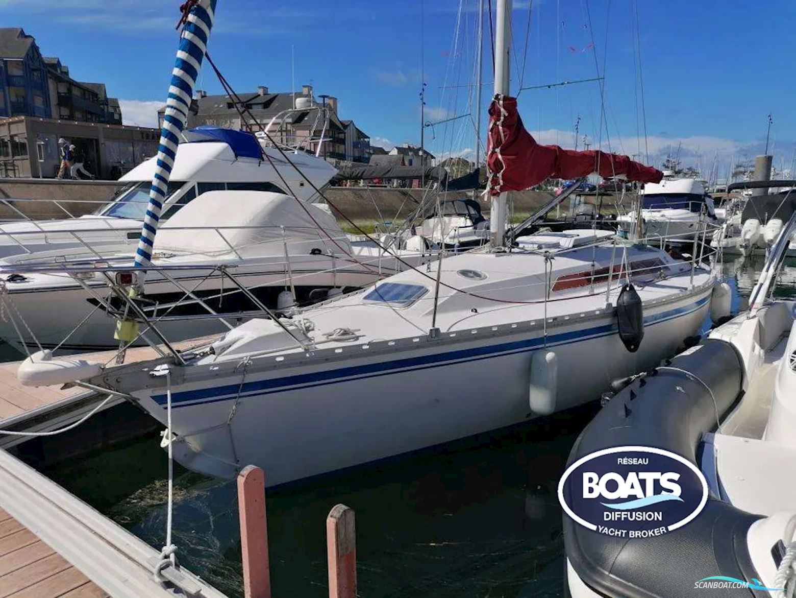 Jeanneau SYMPHONIE Sailingboat 1979, with Yanmar engine, France