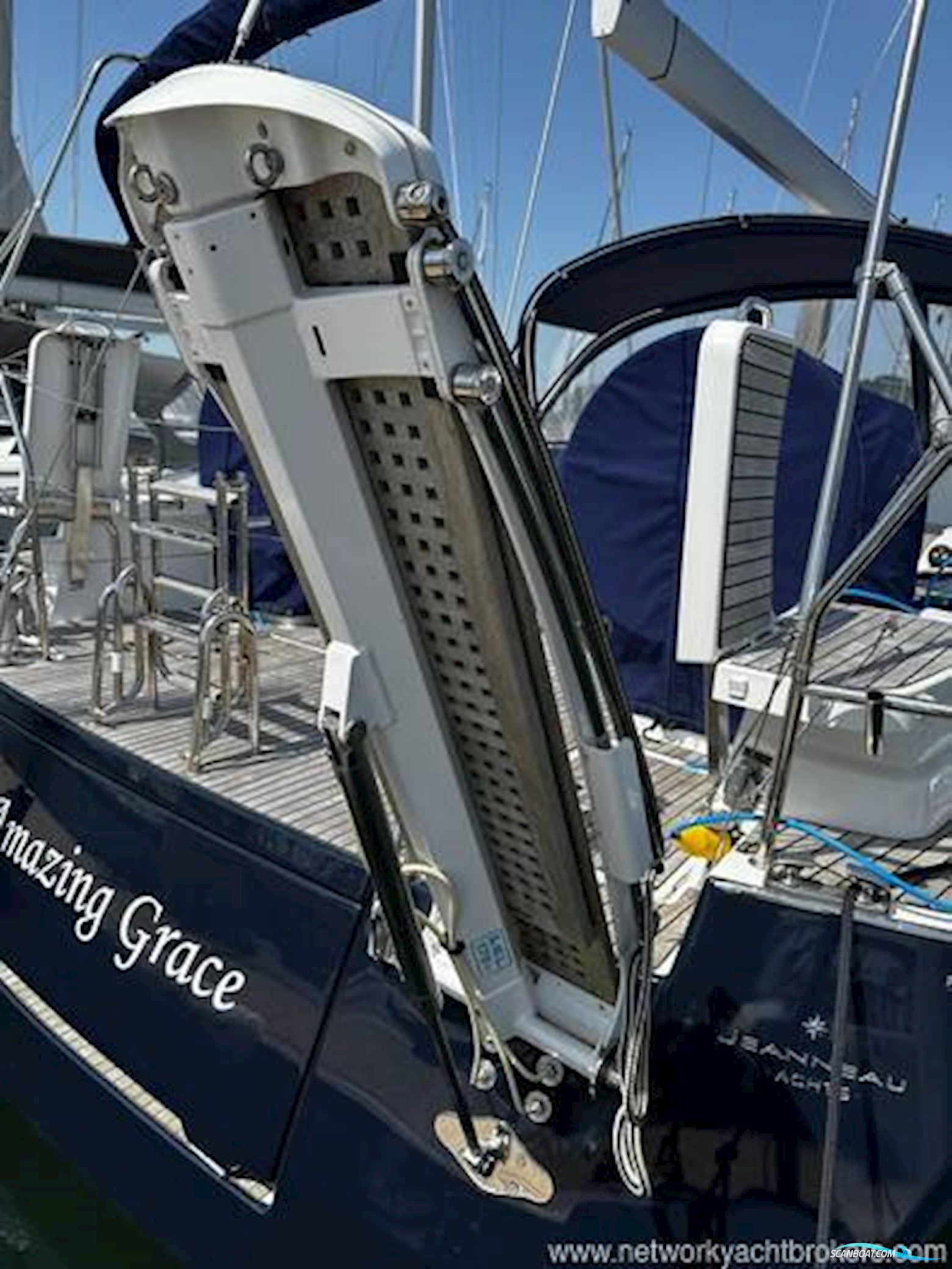 Jeanneau Yacht 54