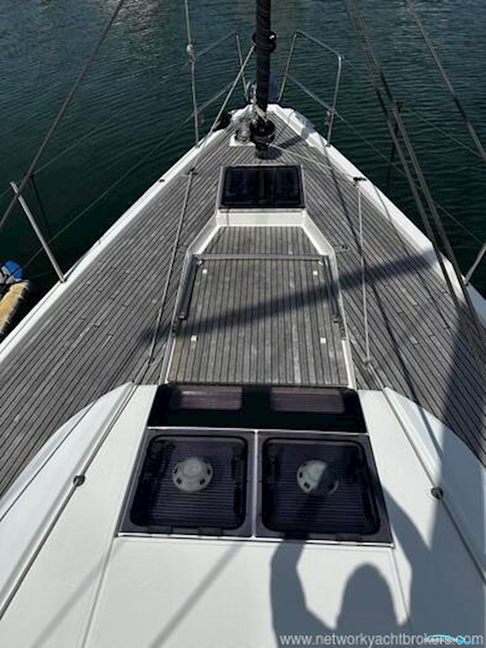 Jeanneau Yacht 54