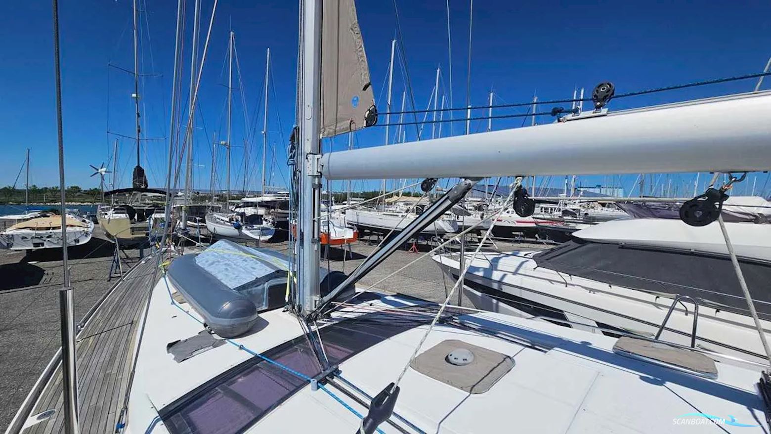 Jeanneau Yachts 53
