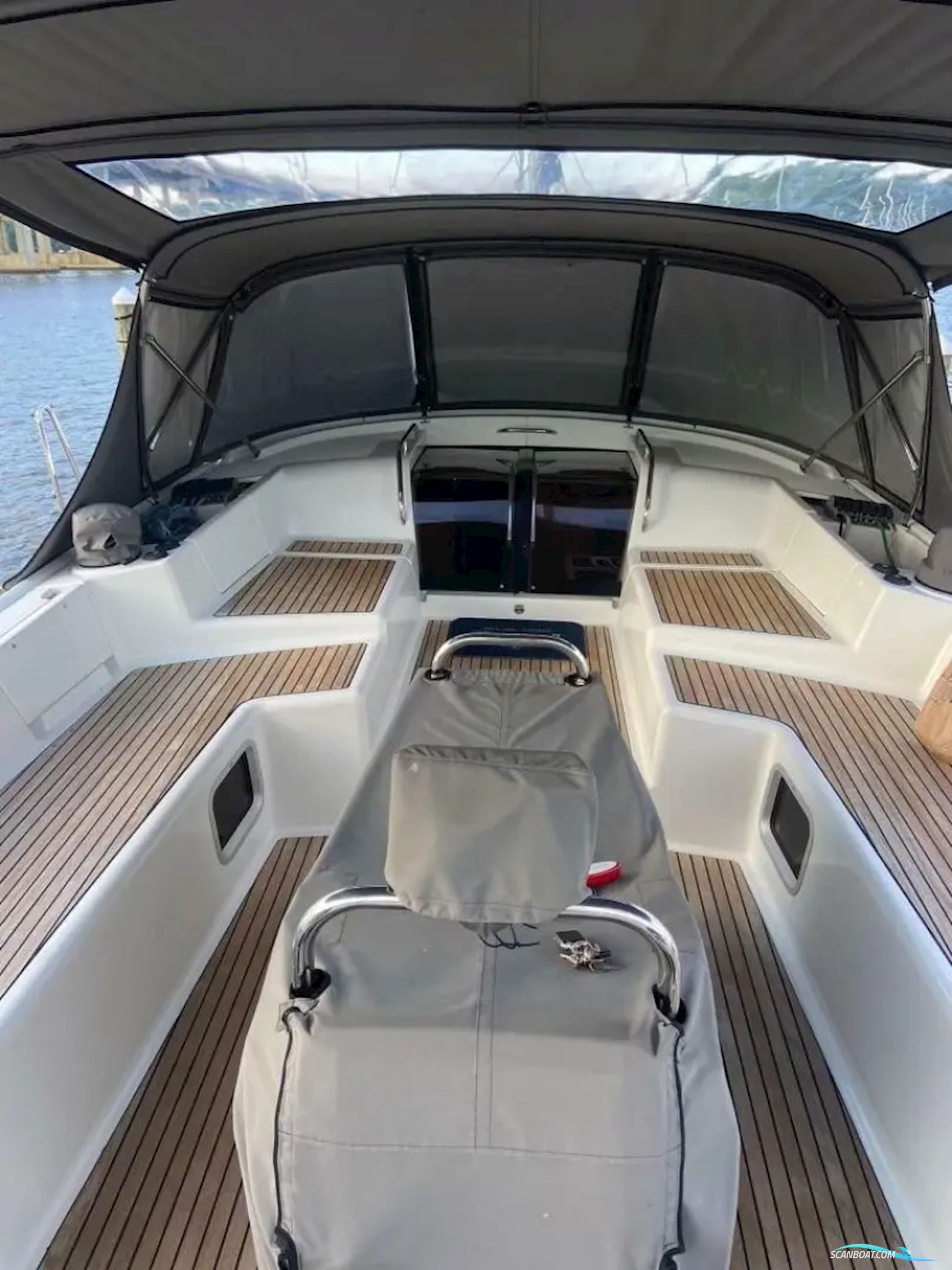 Jeanneau Yachts 58