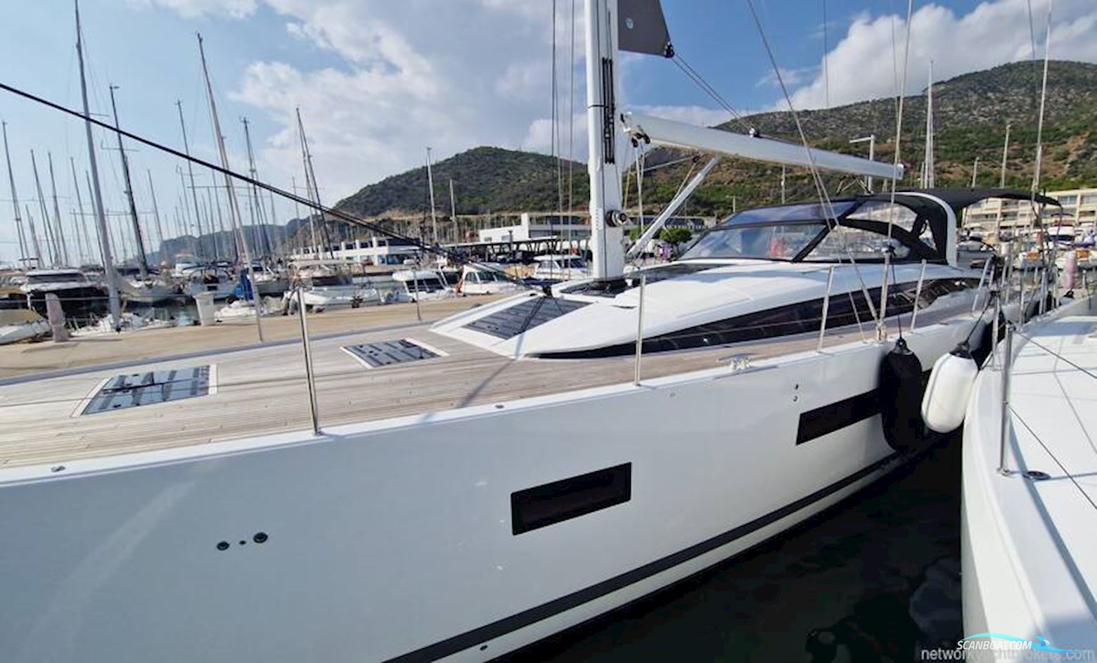 Jeanneau Yachts 65