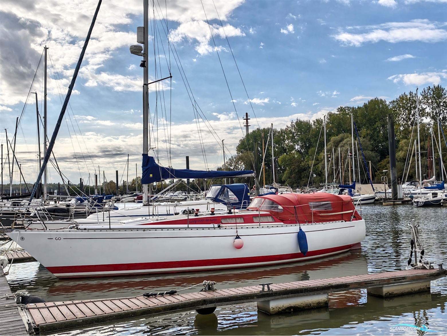 Jeremy Rogers Ltd., UK Contessa 35 Sailingboat 1977, with Volvo Penta engine, Germany