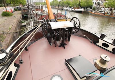 Johanna Klipperaak Sailingboat 1901, with Daf DF 615 engine, United Kingdom