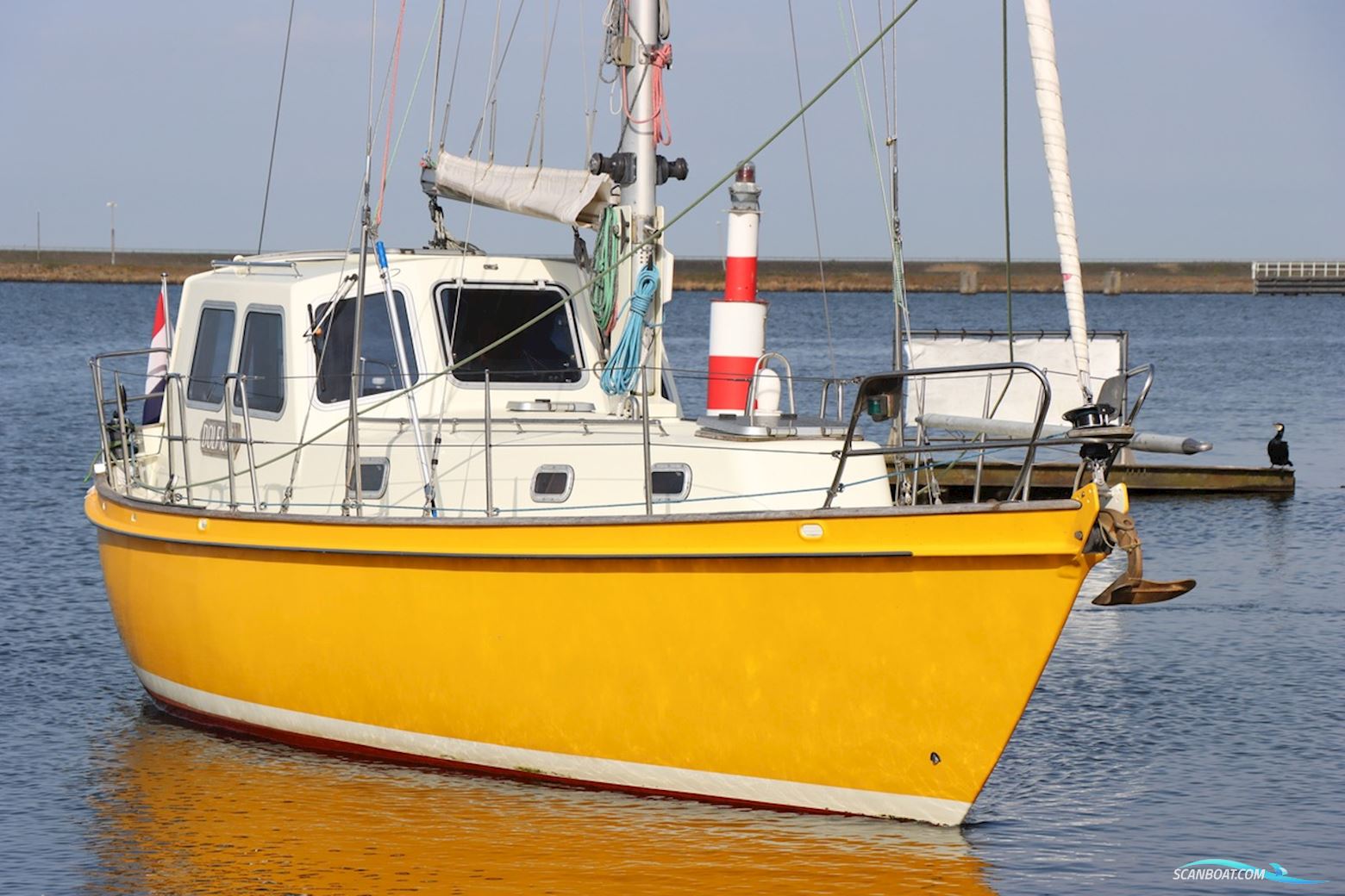 Koopmans 33 Deck Salon