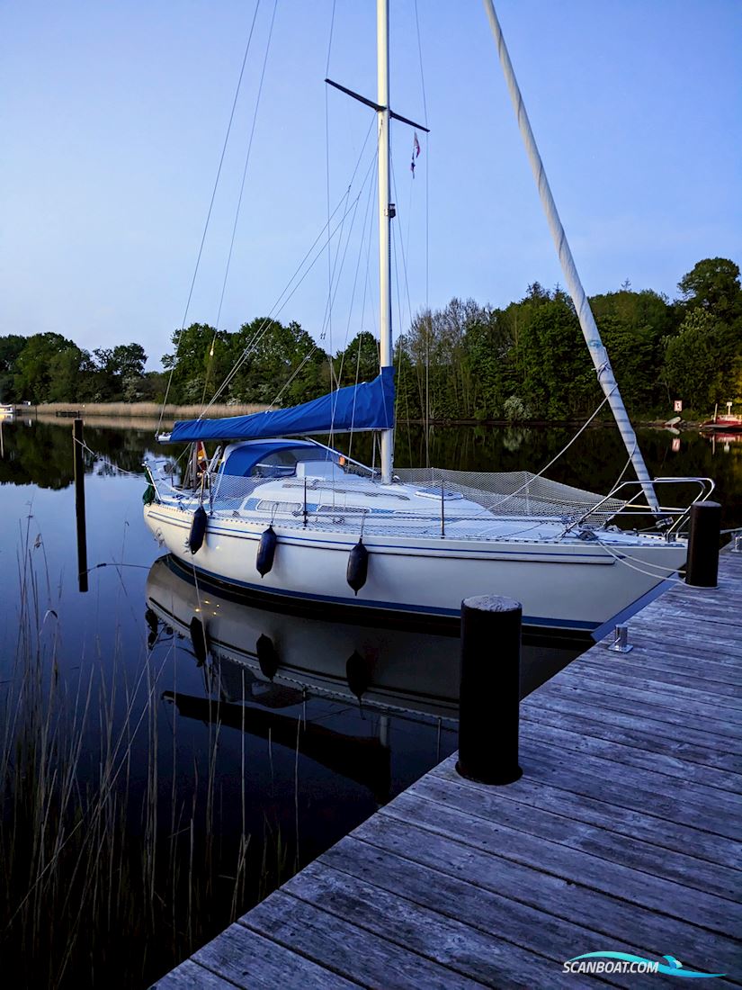 L29 Colina Sailingboat 1989, with M2.18 engine, Germany