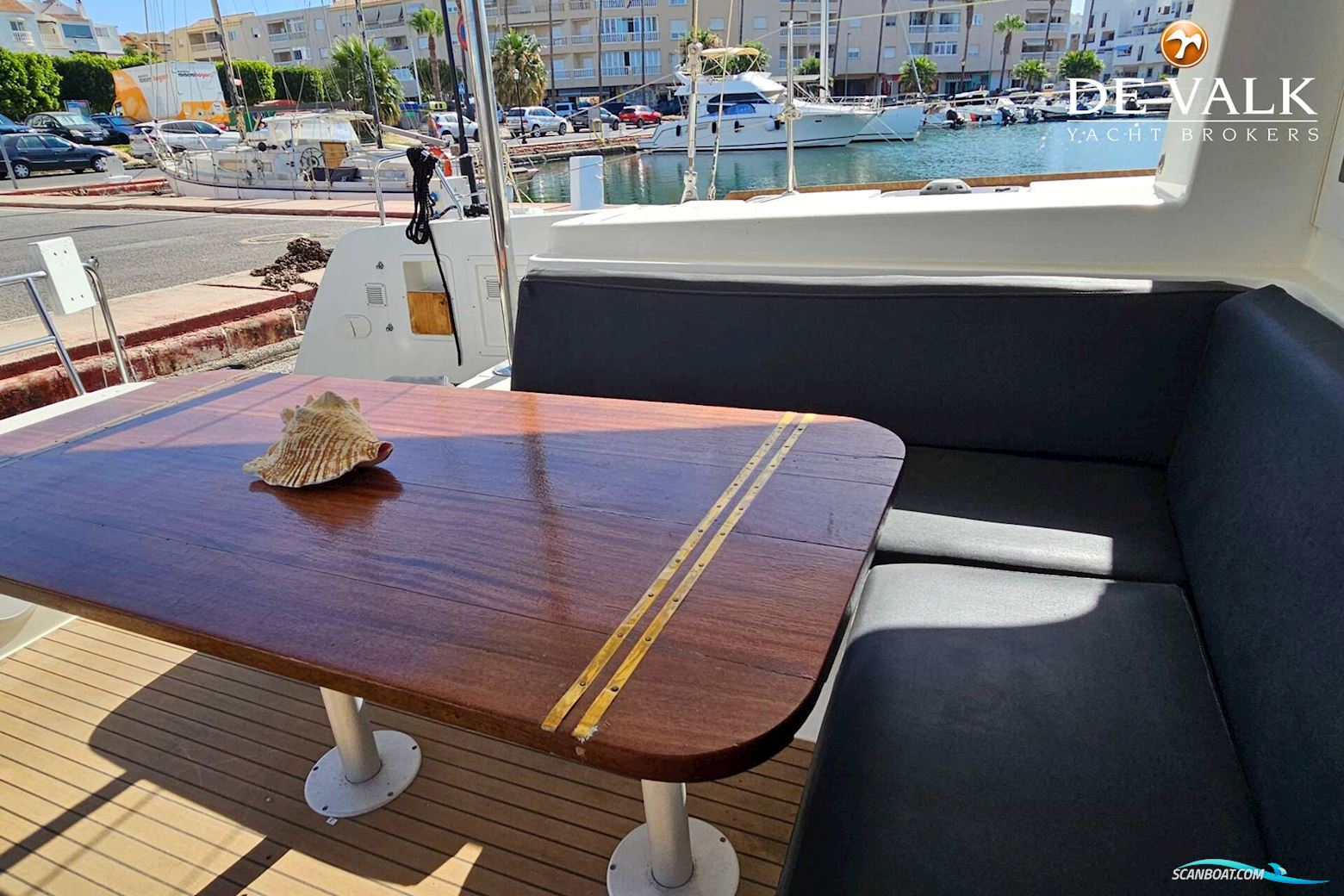 Lagoon 40