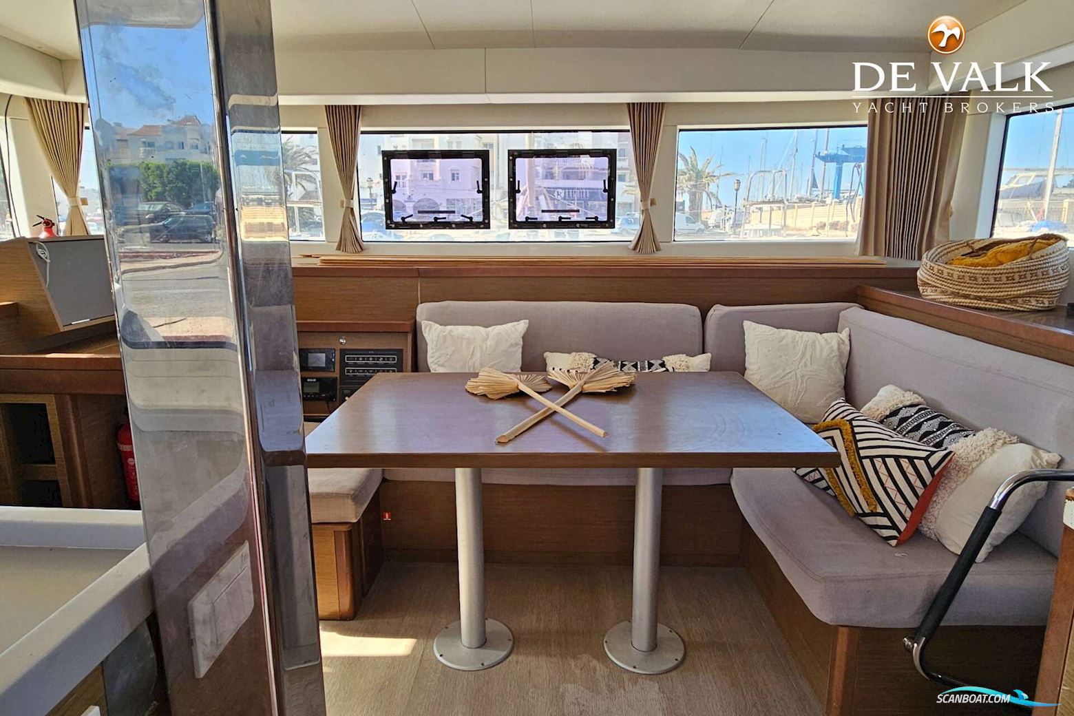 Lagoon 40