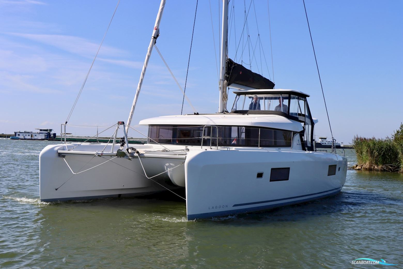 Lagoon 42 Full specs