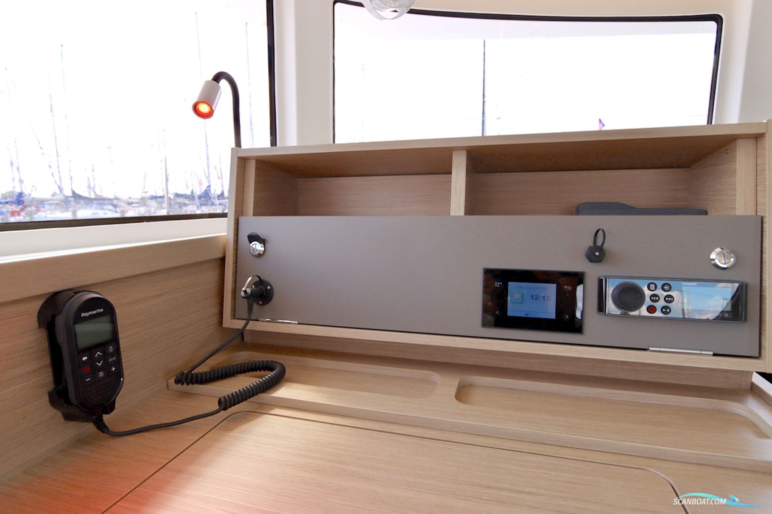 Lagoon 42 Full specs