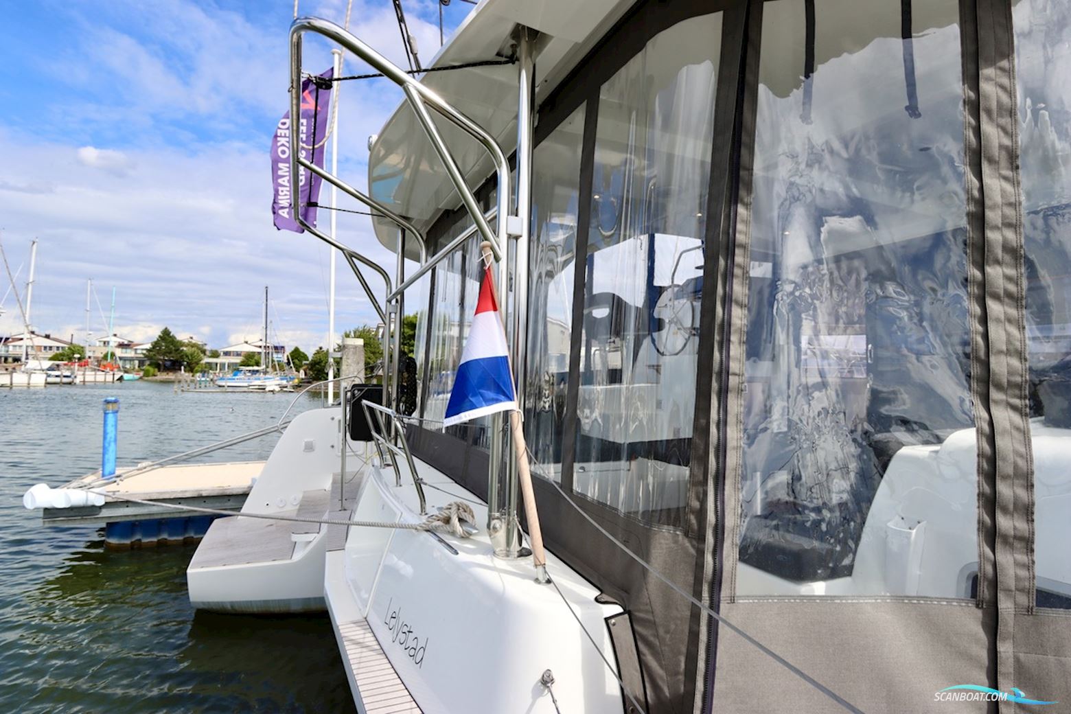 Lagoon 42 Full specs