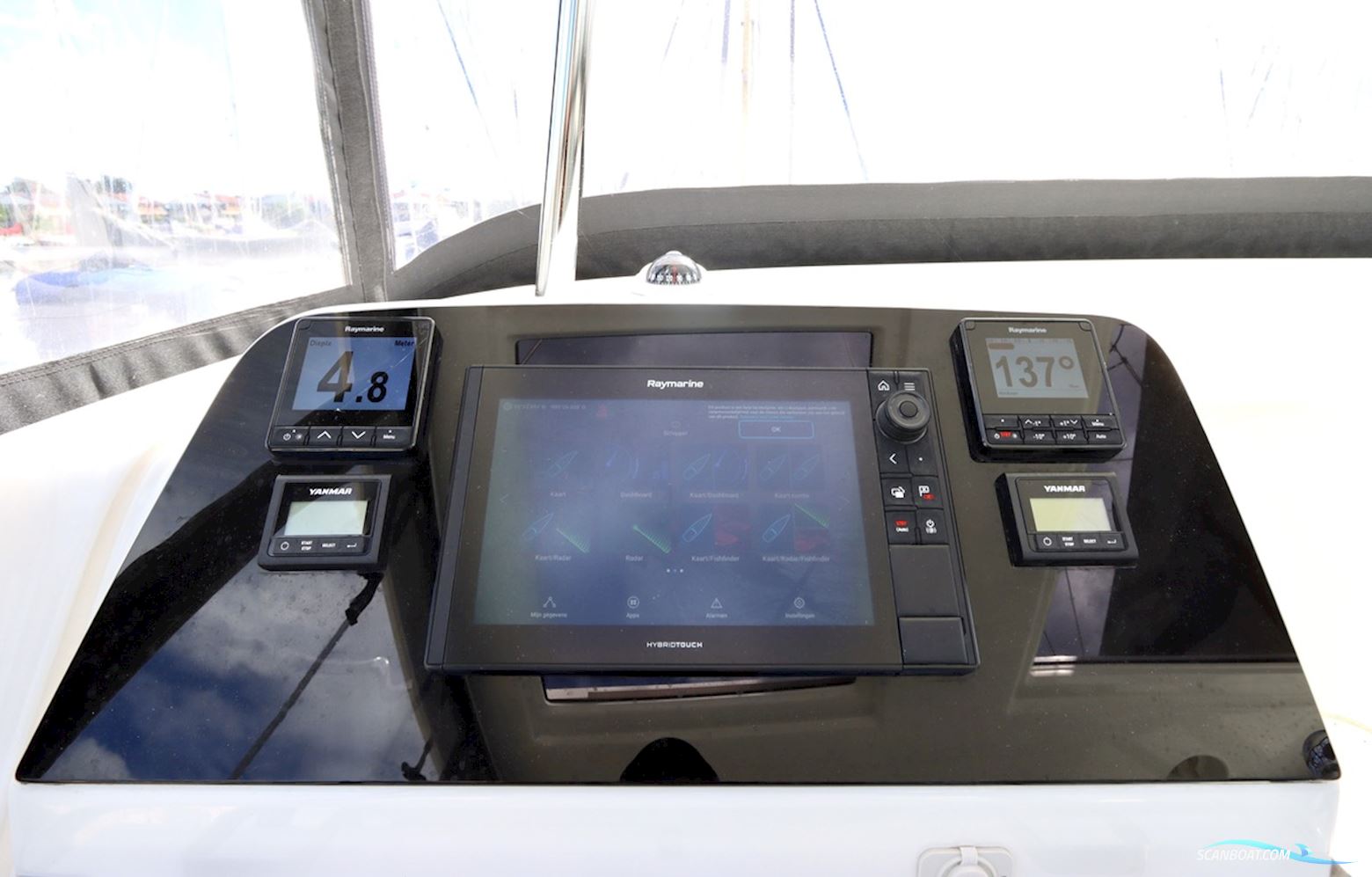 Lagoon 42 Full specs