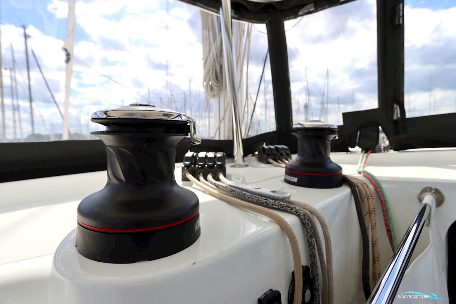 Lagoon 42 Full specs