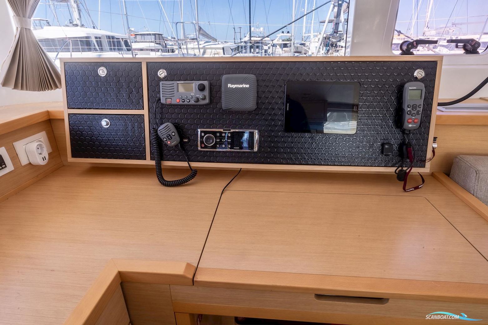 Lagoon 450 F Owners Version