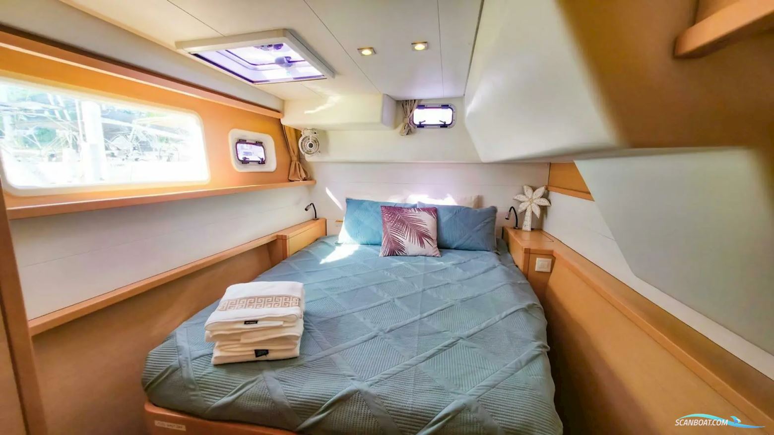 Lagoon 450