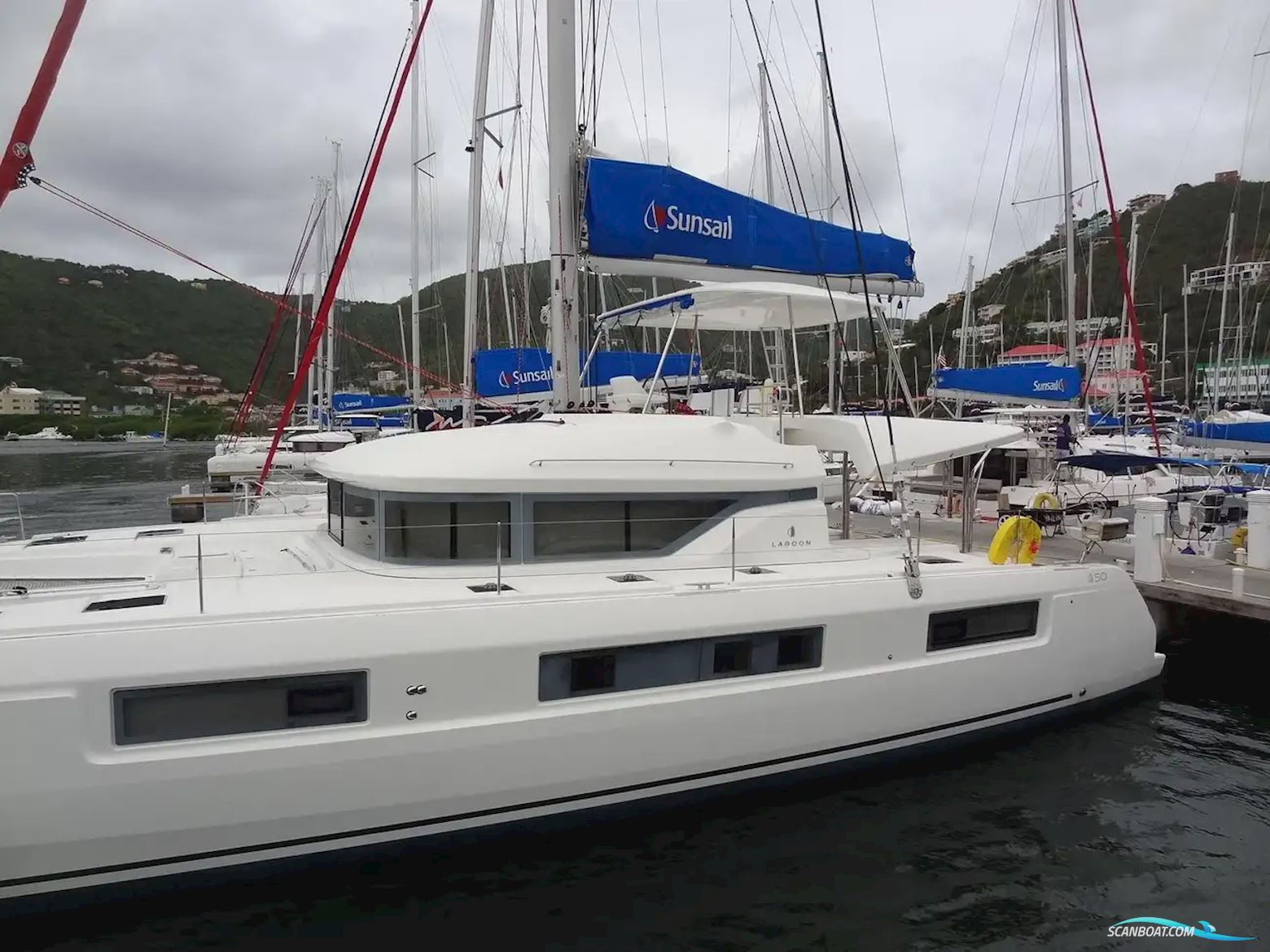 Lagoon 50