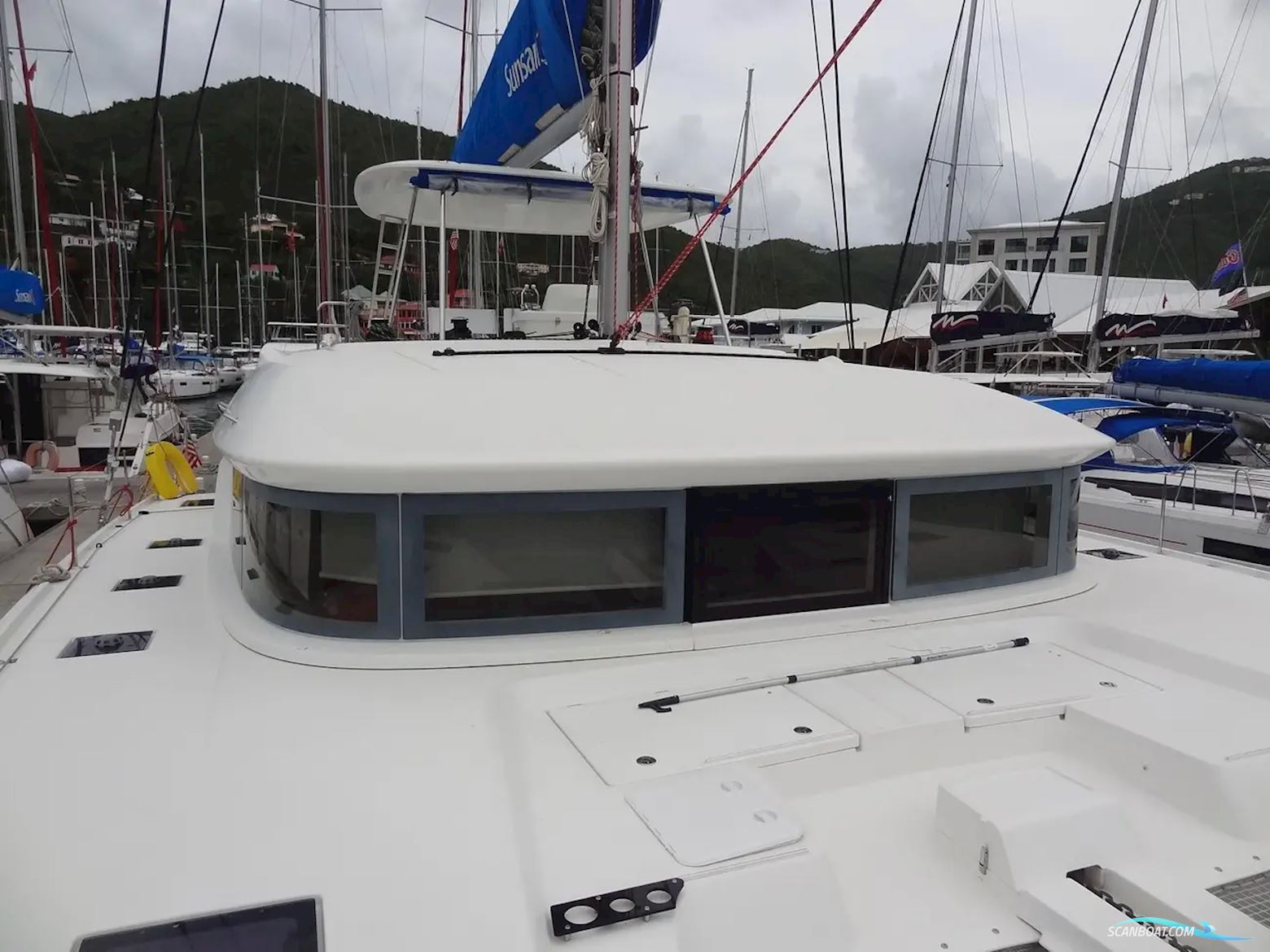 Lagoon 50