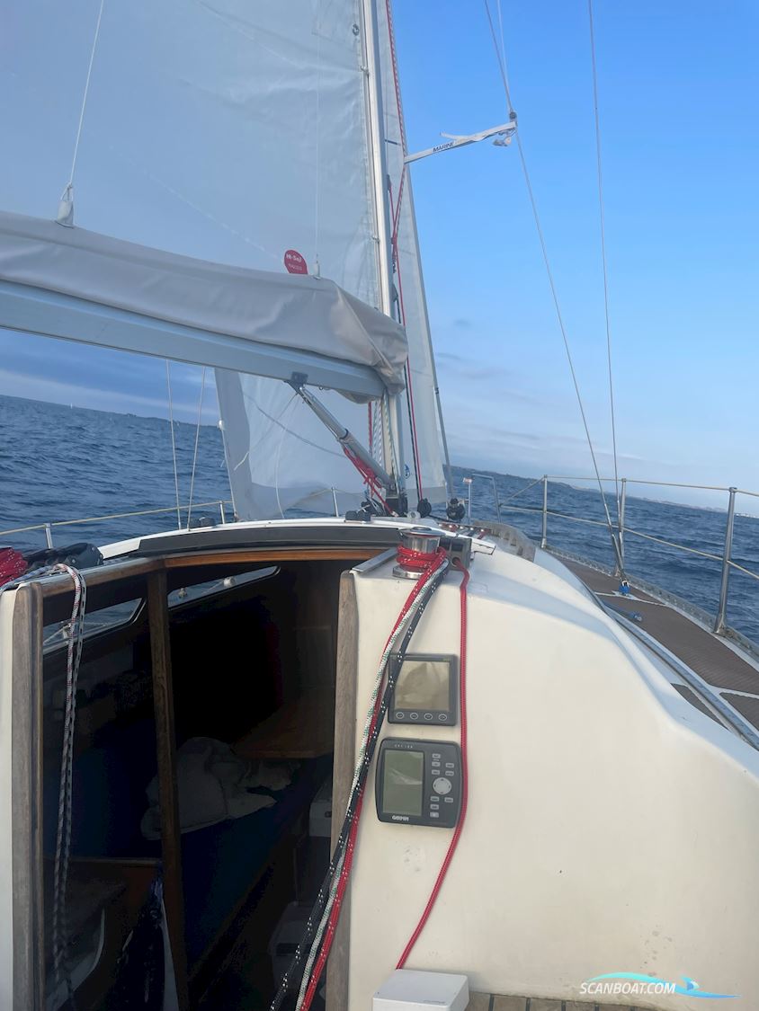 Larsen 28