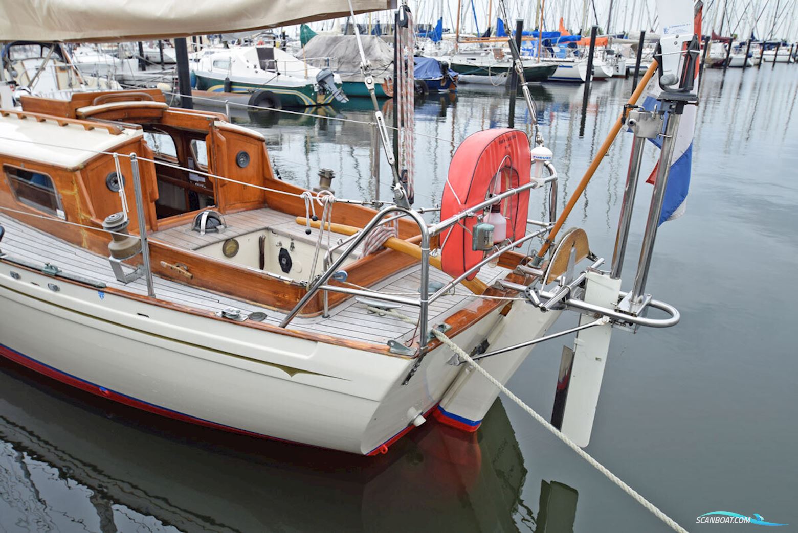 Laurent Giles Vertue V118