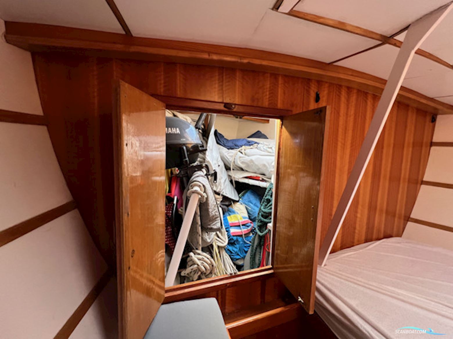 LEGUEN-HEMIDY LEVRIER DES MERS 16